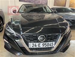 نيسان ألتيما